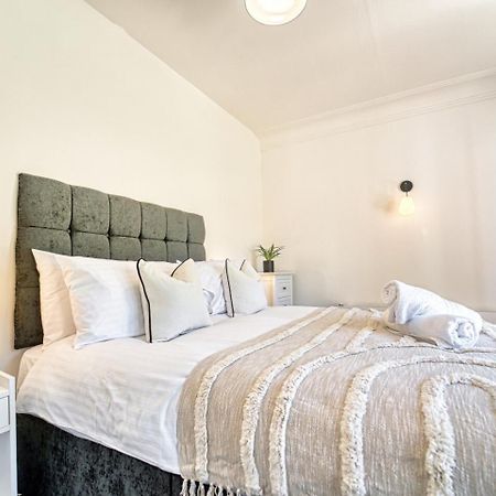 Host & Stay - Chester House Retreat Kidderminster Eksteriør billede