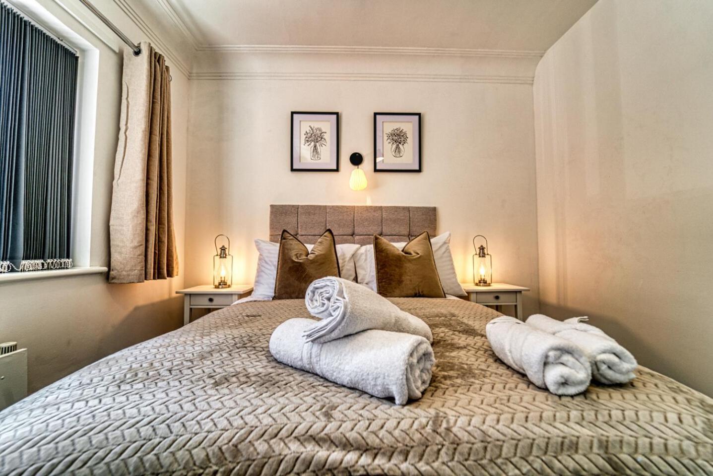 Host & Stay - Chester House Retreat Kidderminster Eksteriør billede